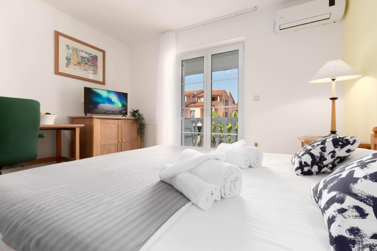 Villa Lucija Pjescana Uvala Kültér fotó