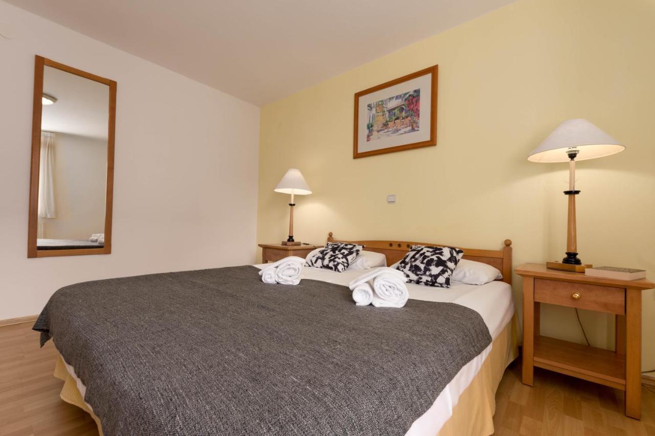 Villa Lucija Pjescana Uvala Kültér fotó