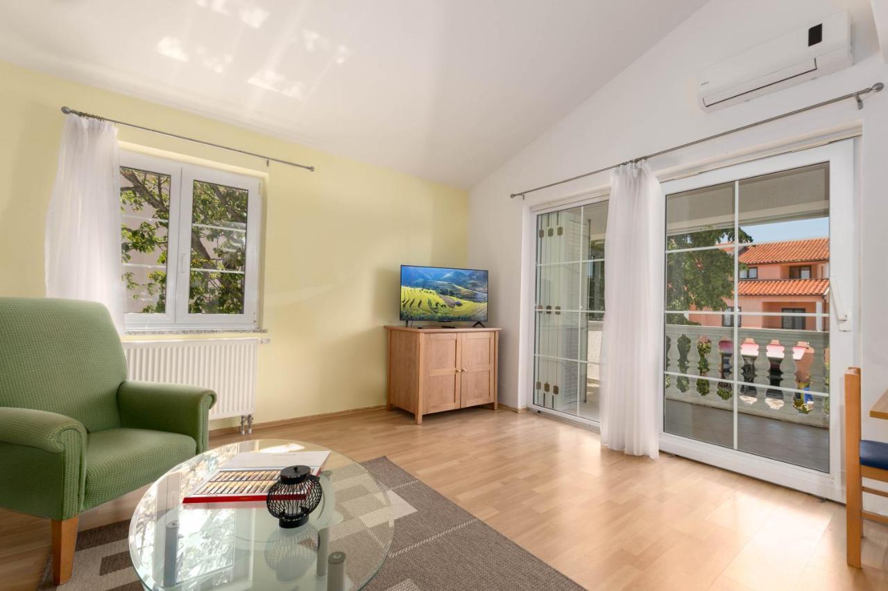 Villa Lucija Pjescana Uvala Kültér fotó